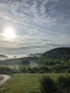 PXL_20220517_053754507